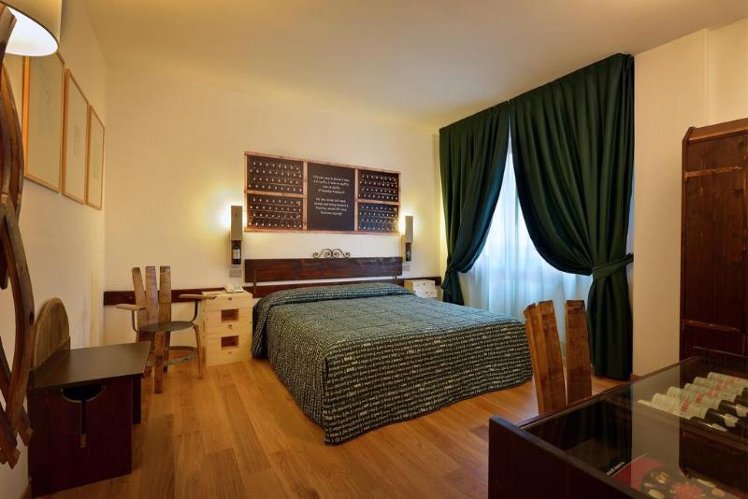 DOUBLE SUPERIOR Room