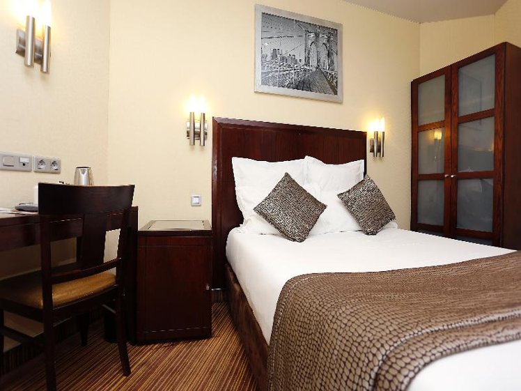 DOUBLE STANDARD Room