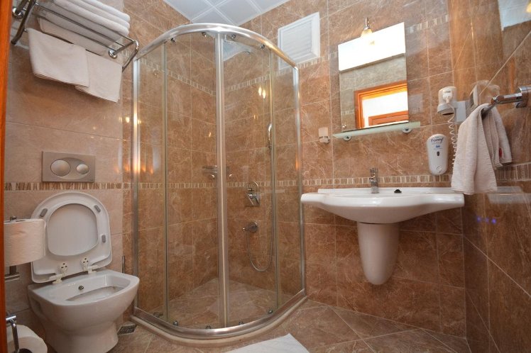 Saray Hotel
