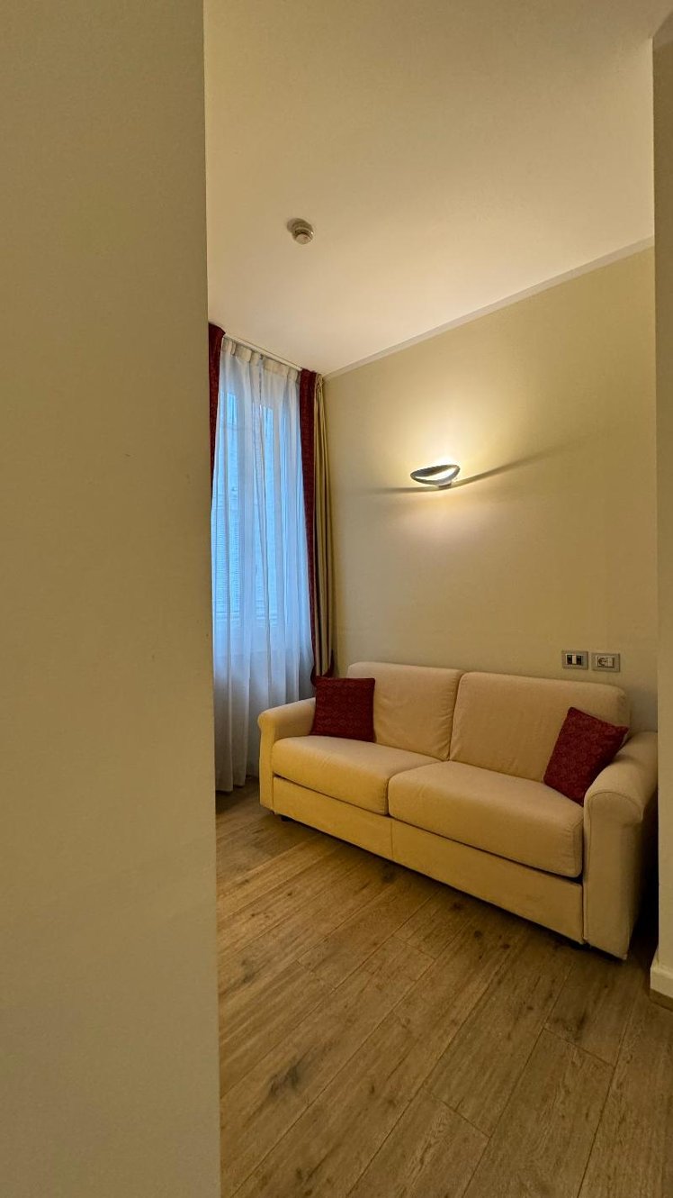 TRIPLE SUPERIOR Room