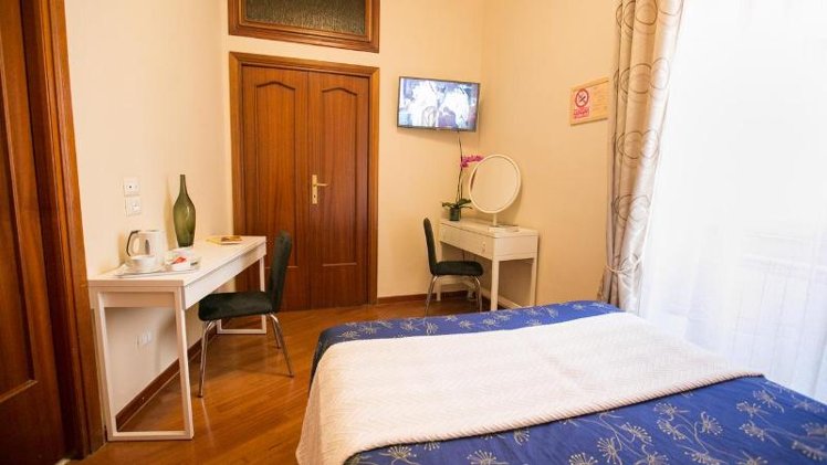 DOUBLE STANDARD Room