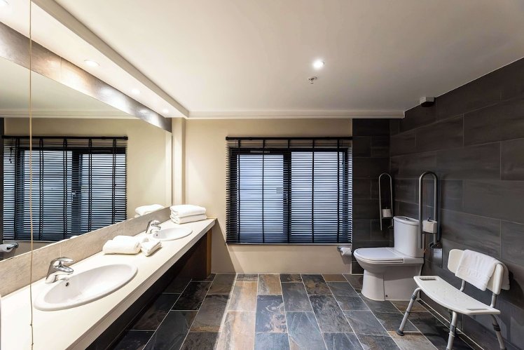 DoubleTree by Hilton Hotel London - Victoria