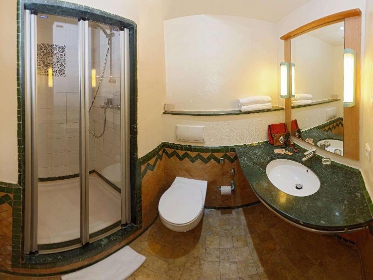 SINGLE STANDARD Room