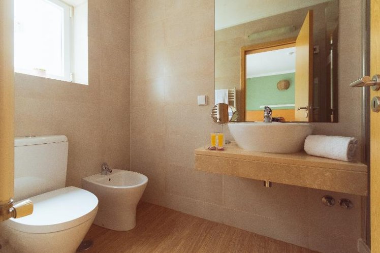 Double or Twin SIDE SEA VIEW Room