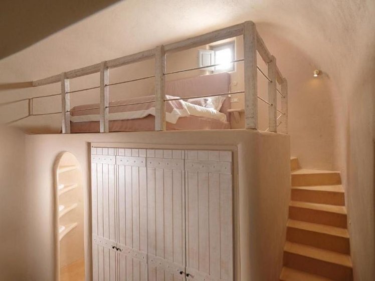 SUITE KING SIZE BED Room