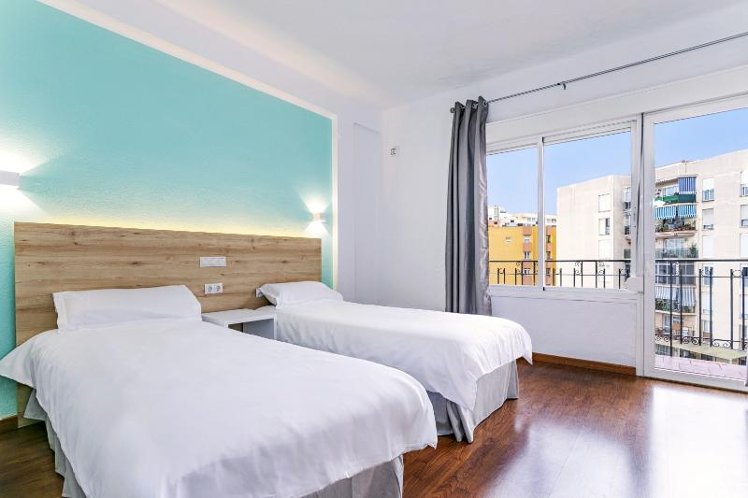 TWIN WITH BALCONY Room