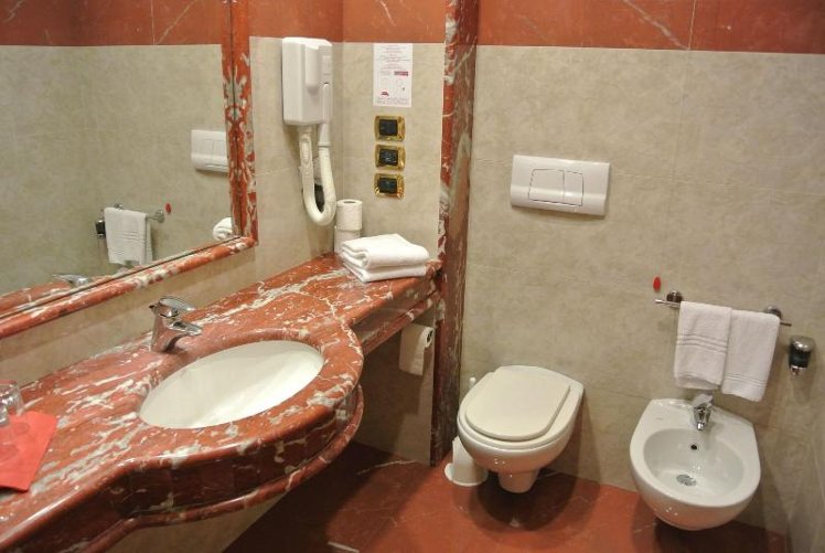 DOUBLE STANDARD Room