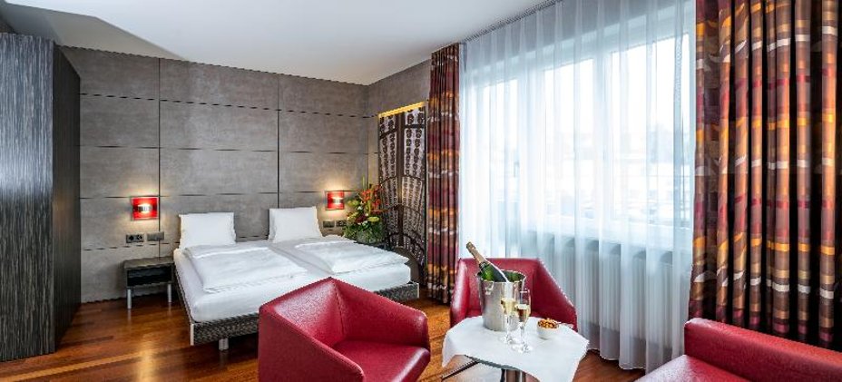 DOUBLE STANDARD Room