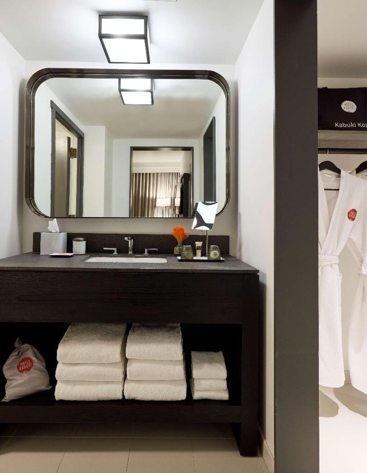 SUITE KING SIZE BED Room