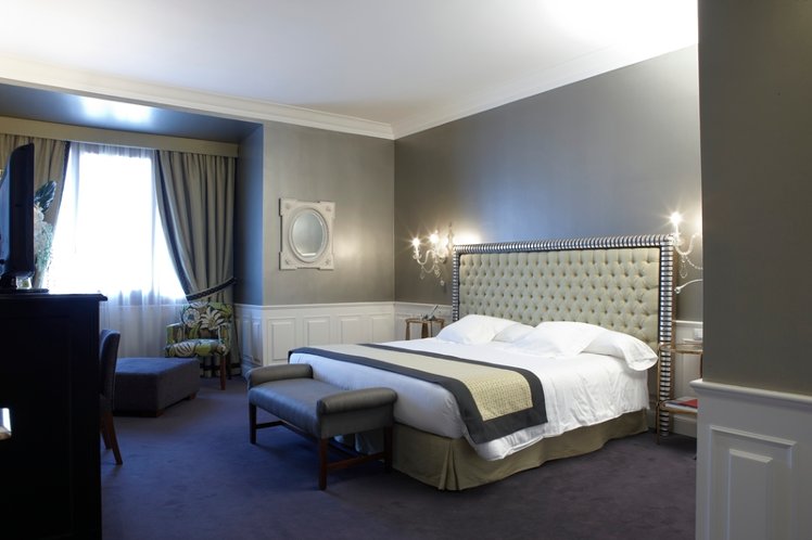 JUNIOR SUITE STANDARD Room