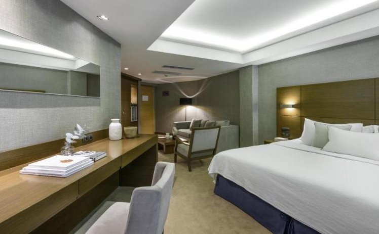 JUNIOR SUITE DELUXE Room