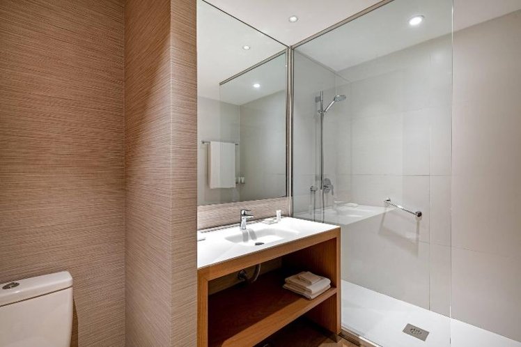 DOUBLE KING BED NON SMOKING Room