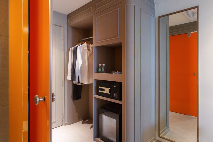 DOUBLE STANDARD Room
