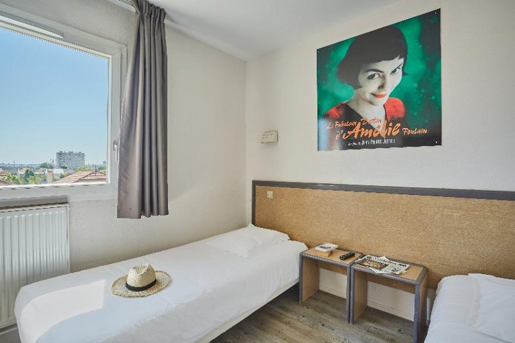 TWIN STANDARD Room