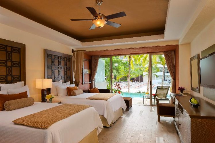 JUNIOR SUITE CLUB Room