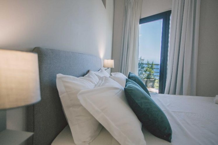 DOUBLE STANDARD Room