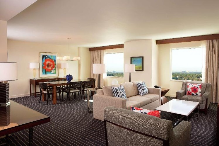 DOUBLE STANDARD Room