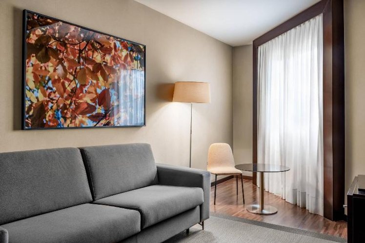 JUNIOR SUITE KING SIZE BED Room