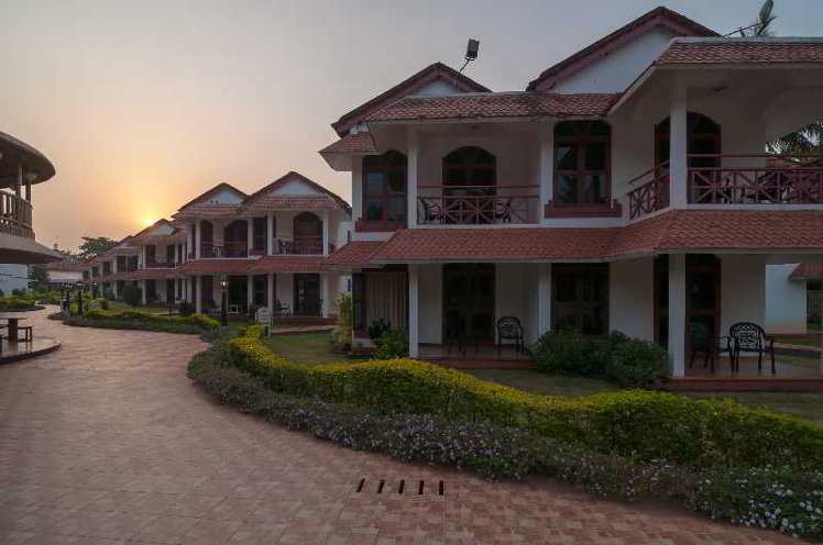 Nanu Beach Resort & Spa, Betalbatim