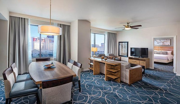SUITE ONE BED Room