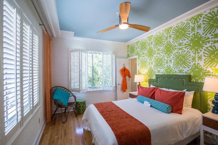 DOUBLE GUEST ROOM QUEEN BED Room