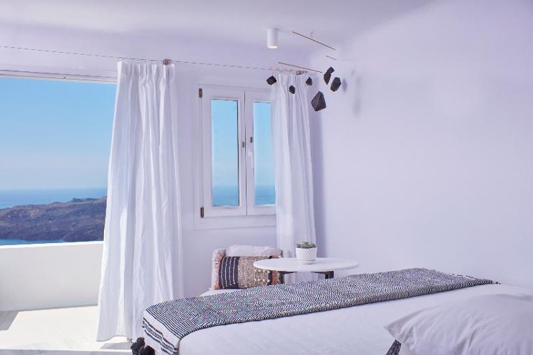 DOUBLE STANDARD Room