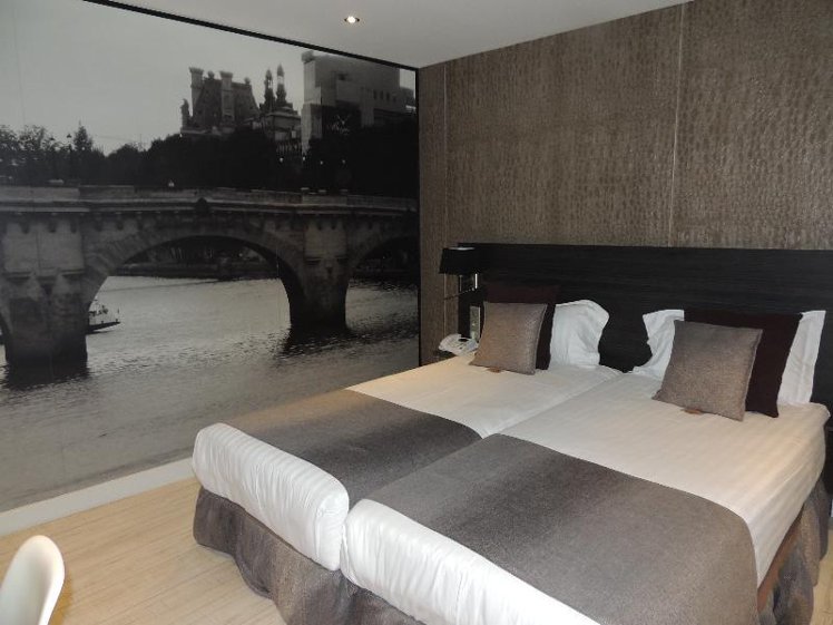TWIN STANDARD Room