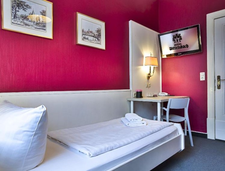 SINGLE STANDARD Room