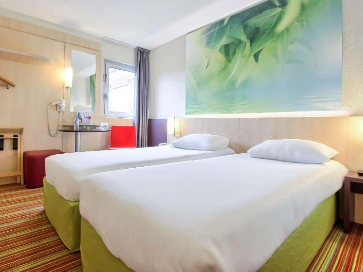 TWIN STANDARD Room