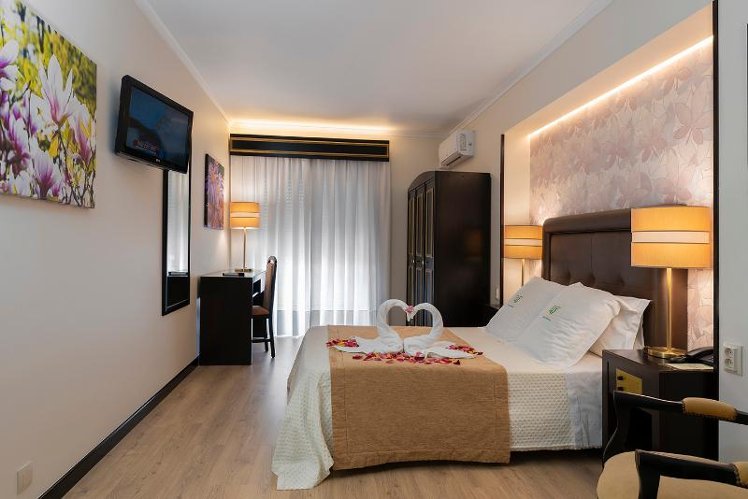 DOUBLE SINGLE USE STANDARD Room