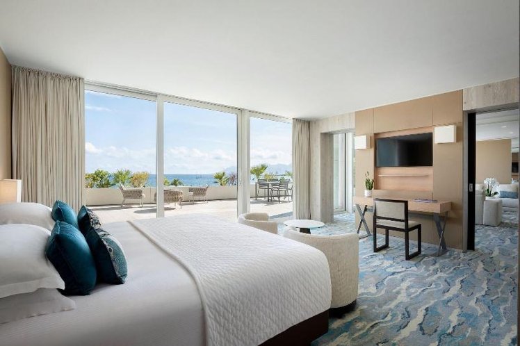 SUITE Presidential Room