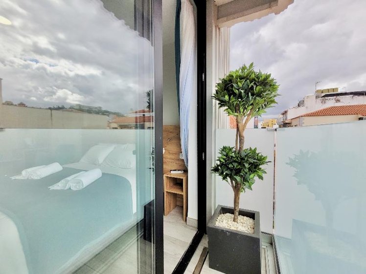 DOUBLE WITH BALCONY Room