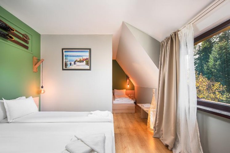 TRIPLE THREE BEDS Room