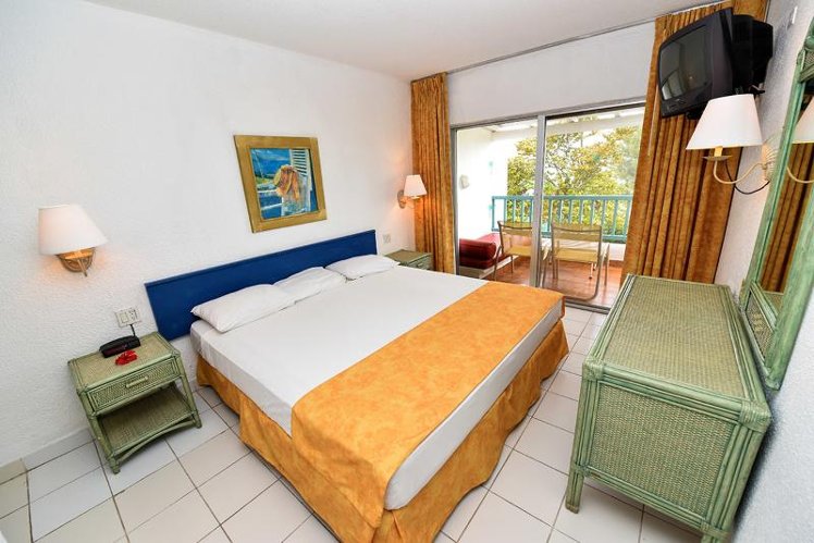 JUNIOR SUITE STANDARD Room
