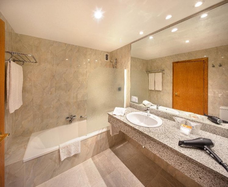 Double or Twin CAPACITY 2 Room