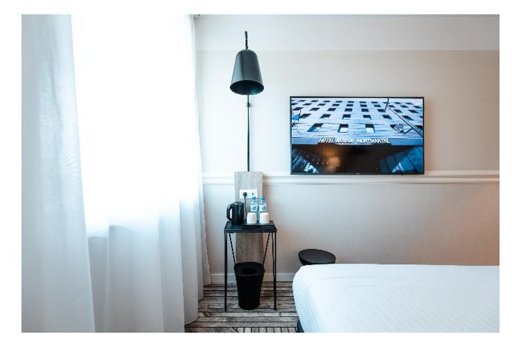 DOUBLE STANDARD Room