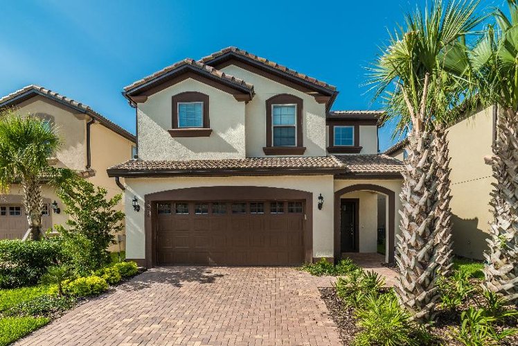 HOME SIX BEDROOMS WITH PRIVATE POOL Room