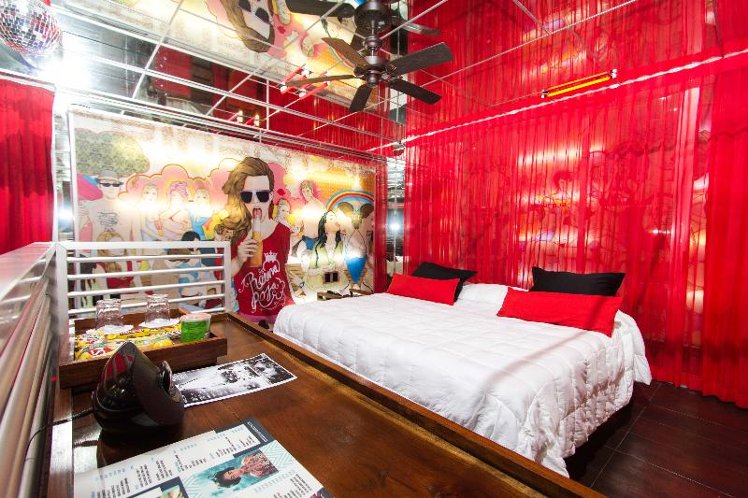 DOUBLE STANDARD Room