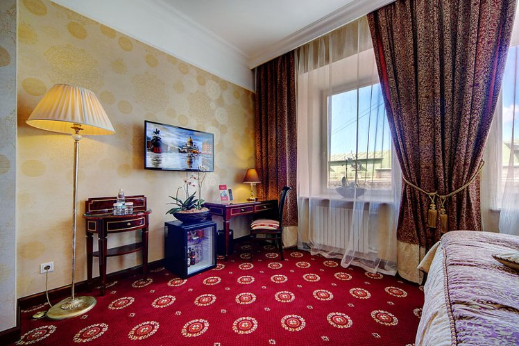 DOUBLE SINGLE USE DELUXE Room