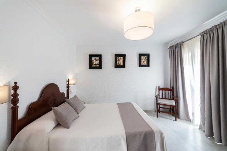 SINGLE STANDARD Room