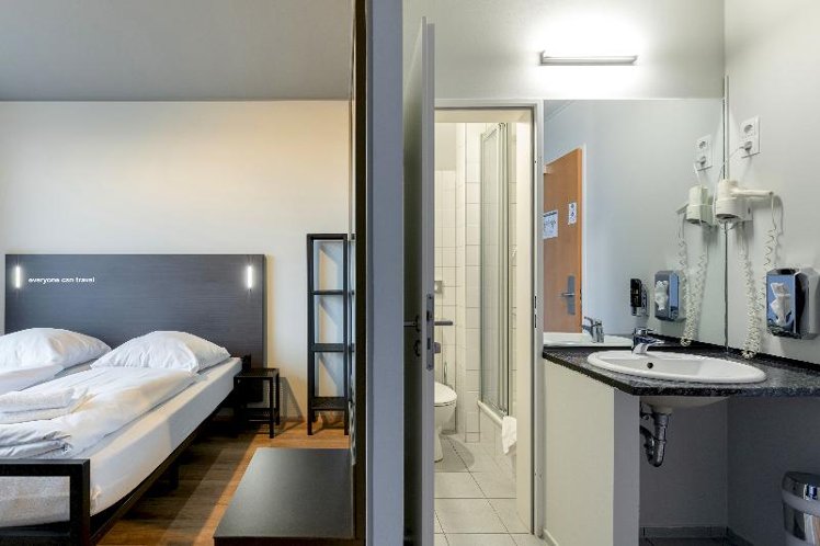 TWIN STANDARD Room