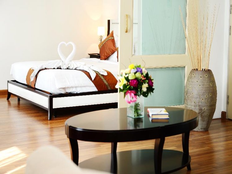 DOUBLE STANDARD Room