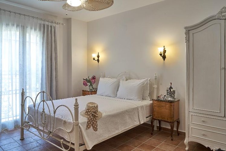 DOUBLE ECONOMY Room