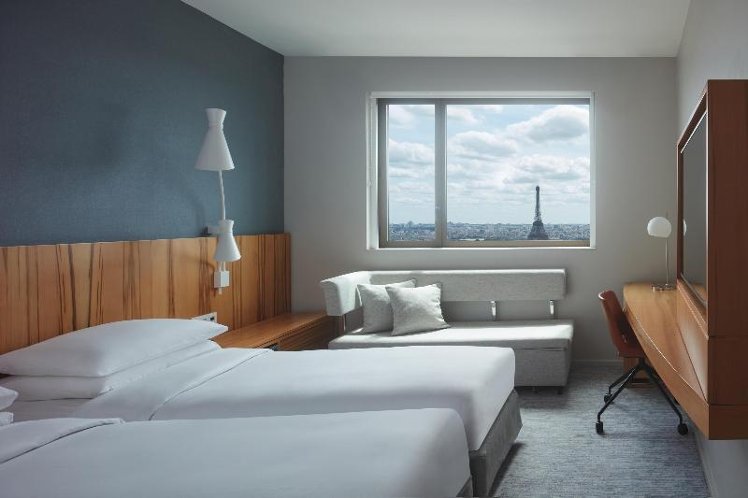 TWIN WITH VIEWS Room