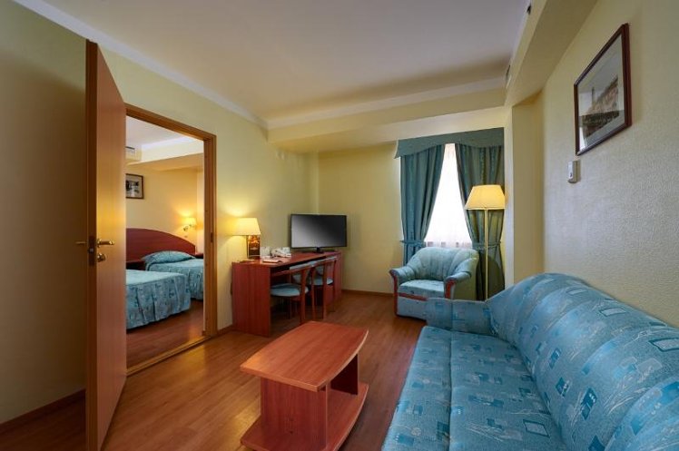 JUNIOR SUITE CAPACITY 1 Room