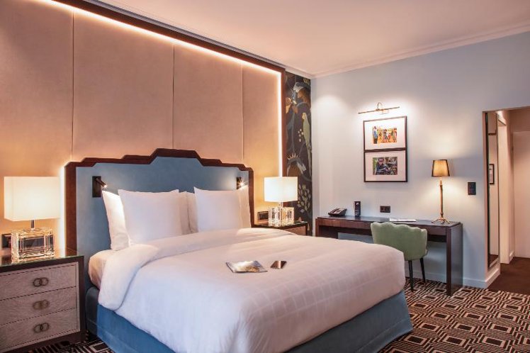 DOUBLE SUPERIOR Room