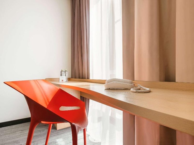 TWIN STANDARD Room