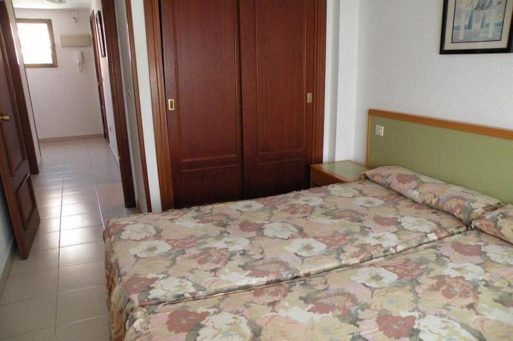 APARTMENT CAPACITY 6 TWO BEDROOMS Room