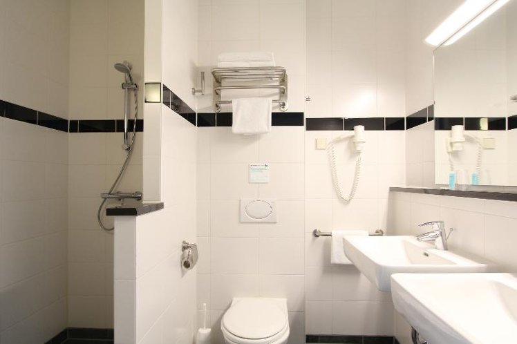 TWIN DELUXE Room