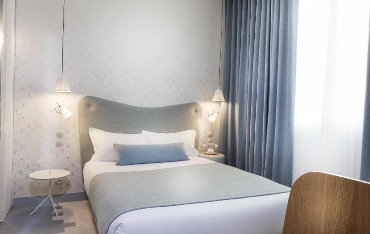 SINGLE CLASSIC DOUBLE BED Room